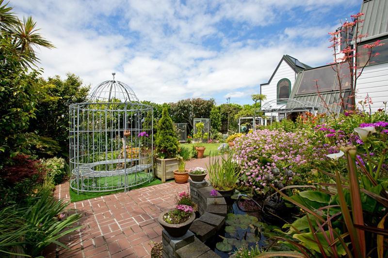 Tivoli Homestay New Plymouth Bagian luar foto